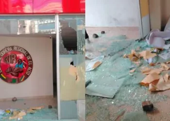 Marchistas vandalizan sede de la COR de El Alto tras acuerdos con el Gobierno