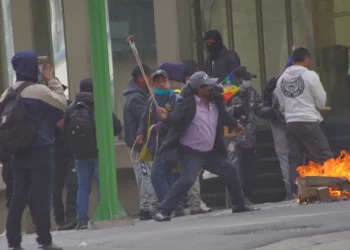 Hay caos en La Paz y el Gobierno no logra contener la violencia