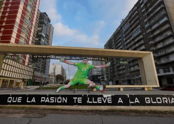 ‘Dibu’ Martínez, un joven de barrio que voló al sueño de ser campeón