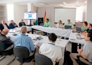 Aduana impulsa mejoras en frontera con Brasil para agilizar comercio exterior