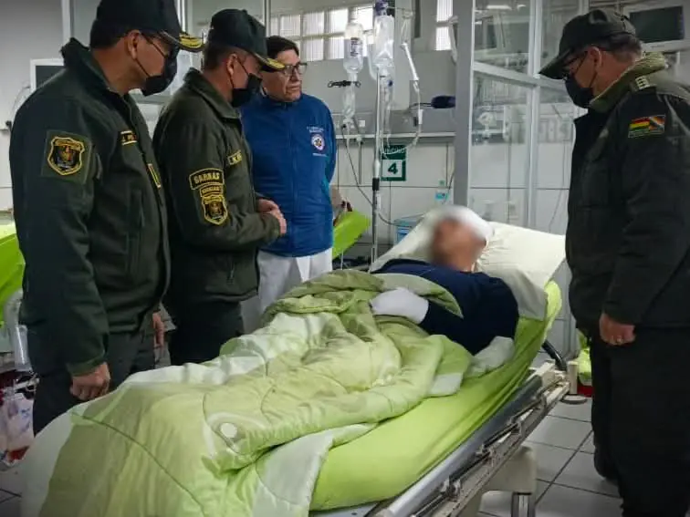 El comandante de la Policía visitó a los heridos/RRSS