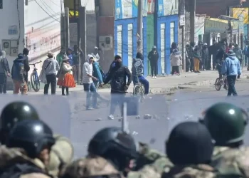 Canciller pide a El Alto no ‘ser cómplice’ de la violencia y advierte aplicación de la ley