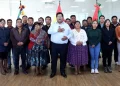 El alcalde de El Alto, Eliser Roca, junto a su gabinete. FOTO: GAMEA
