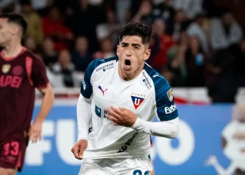 Liga DU de Quito vence 2-0 a Lanús y se clasifica a octavos