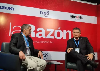 ‘Parte de la población y el empresariado empuja la economía hacia adelante’