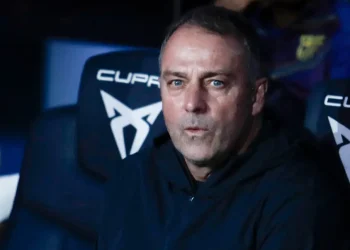 Flick elogia el ‘rendimiento fantástico’ de Guardiola con el City