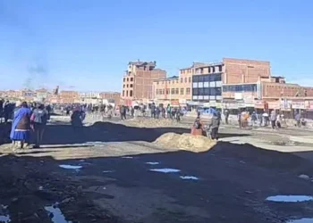 Hay tensión en el avance del despeje de vías entre La Paz y Oruro