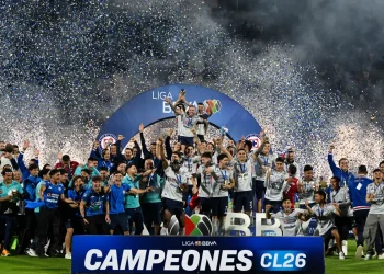 Cruz Azul gana la décima con Rotondi héroe y es campeón en México