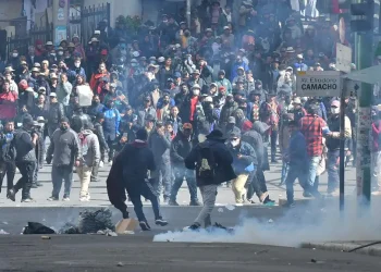 Vuelve la violencia a La Paz: Hay detonación de dinamitas y agentes químicos