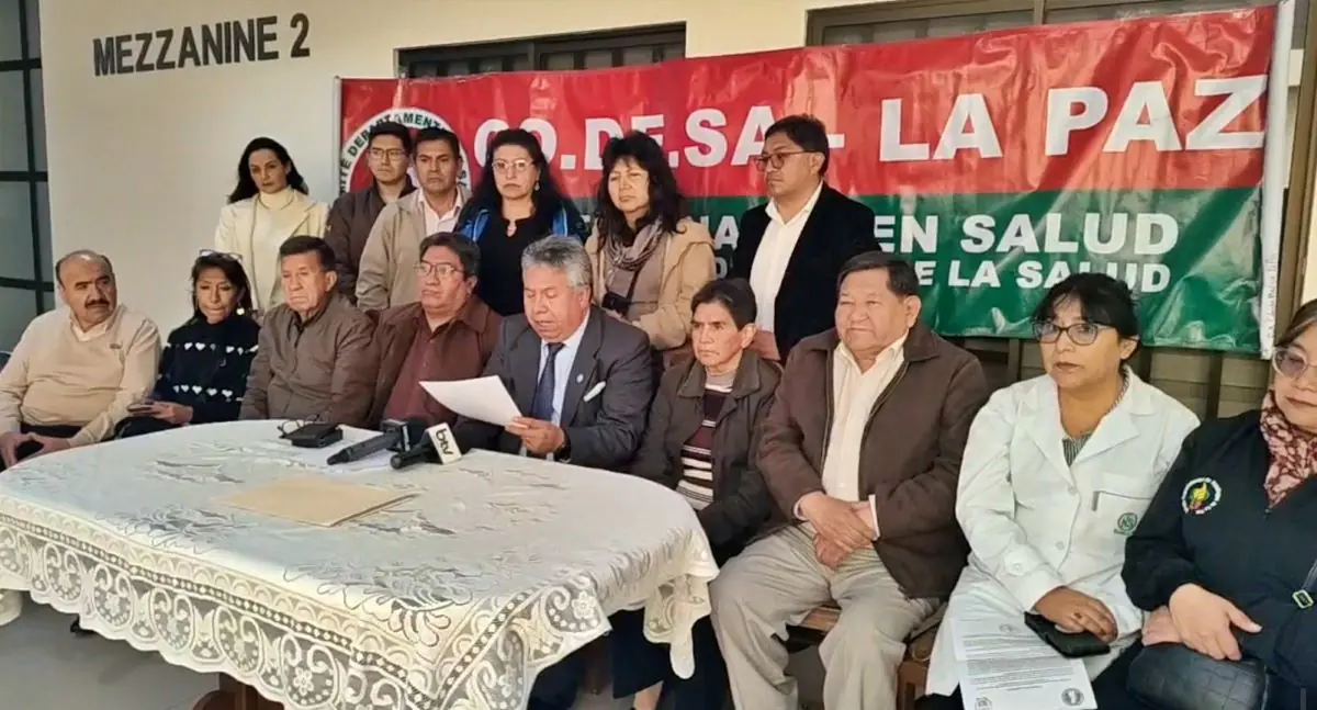 Conferencia de prensa de médicos. FOTO: Captura