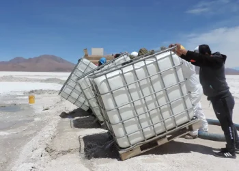 Empresas chinas apuntan a controlar el 39% de la producción mundial de litio hacia 2030