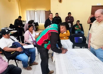 Mototaxistas y el Gobierno llegan a acuerdos y se debilita bloqueo en San Julián