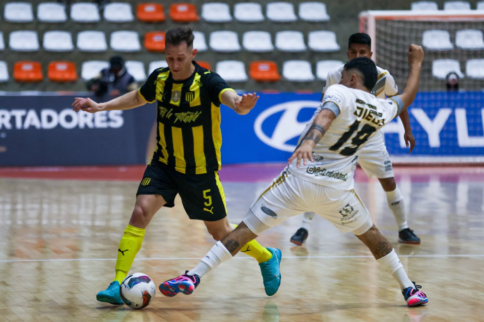 Fantasmas MM empató con Peñarol y no pudo avanzar en la Libertadores