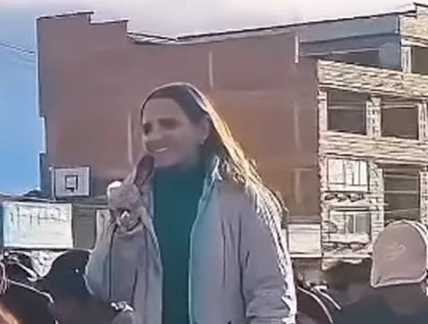 La diputada argentina estuvo en un cabildo en Senkata/Captura de pantalla