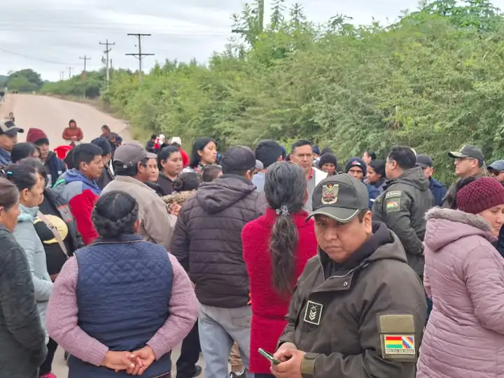La Defensoría dialogó con los movilizados/Soberanía Yacuiba