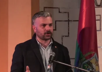 ‘La sede no se mueve’: legisladores cierran filas en defensa de La Paz