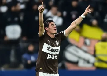 Platense hace historia y en su debut se clasifica a octavos