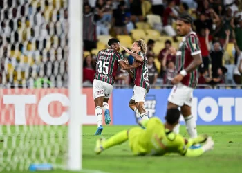 Fluminense revive para meterse a octavos de la Libertadores