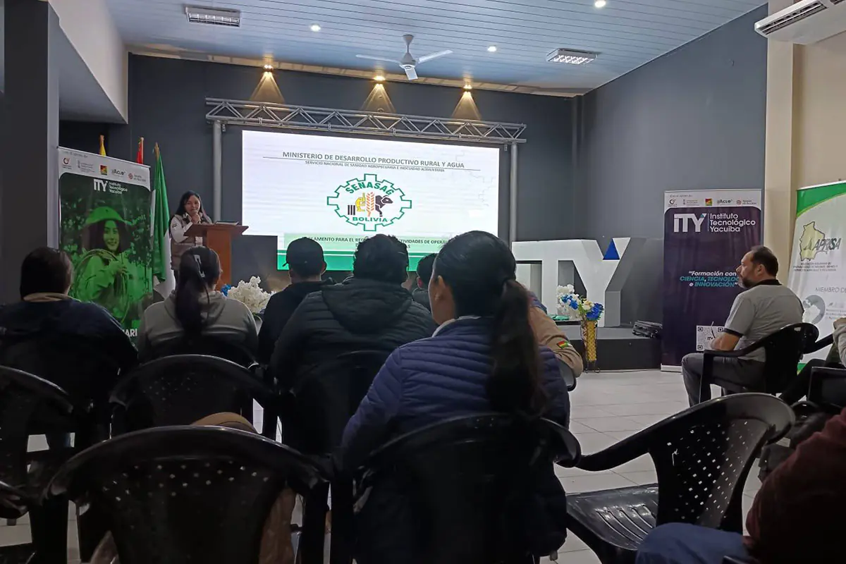 Senasag impulsa el uso responsable de productos químicos agrícolas