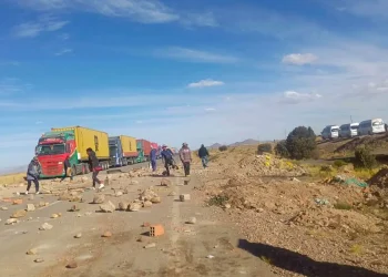 Sector productivo de Oruro alerta sobre paralización del comercio