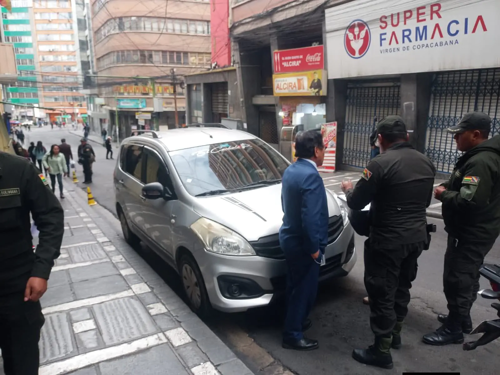 Los propietarios hallaron su vehículo estacionado en una calle/RRSS