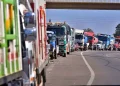 Bloqueos agravan la crisis, la industria prevé estancamiento severo