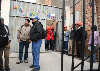 Ampliado de la COB debate entre mantener las movilizaciones o abrirse al diálogo